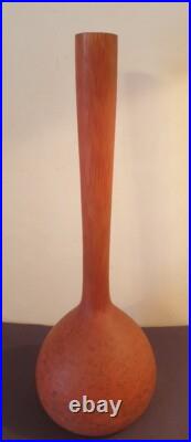 A. DELATTE, grand vase soliflore en verre marmoréen