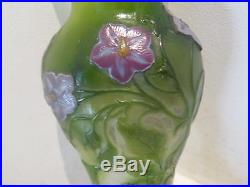 ANCIEN VASE PATE DE VERRE AUX FLEURS ART NOUVEAU SIGNE