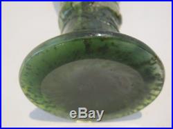 ANCIEN VASE PATE DE VERRE AUX FLEURS ART NOUVEAU SIGNE