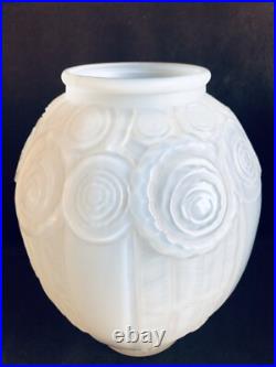 ART DECO VASE MODÈLE ROSES SIGNÉ André Hunebelle France Opalescent