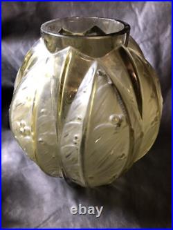 ART DECO VASE VERLYS FRANCE CIRCA 1930 Modèle LAURIERS FUMÉ