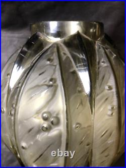 ART DECO VASE VERLYS FRANCE CIRCA 1930 Modèle LAURIERS FUMÉ