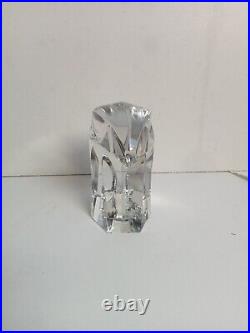 Aigle en cristal signé st-louis hauteur 10 cm largeur 9 cm 610gr