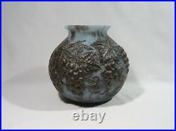 Ancien Vase Boule Pate De Verre Lorrain Etain Decor Raisin Promsy Art Decoratif