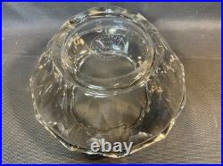 Ancien grand vase en cristal à facettes de BACCARAT Marquise de Sévigné vintage