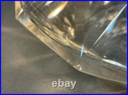 Ancien grand vase en cristal à facettes de BACCARAT Marquise de Sévigné vintage