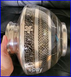 Ancien lourd -3kg grand Vase Saint Graal France décor argent cour frise balustre