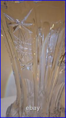 Ancien vase en cristal taillé rare 60 beaux détails blancs style baccarat