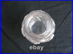 Ancien vase en verre pressé décor rare de d'un cercle de poissons en relief