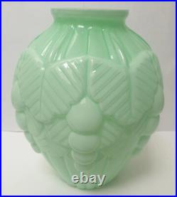 Ancien vase opaline verte boule art deco 1930 vigne raisin no pierre d avesn