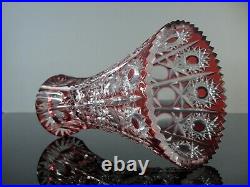 Ancienne Vase En Cristal Double Couleur Rouge Taille Main Arnstadt Boheme