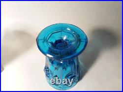 Anciens vases enverre moulé Charles 10 violette Anciens vases enverre moulé Charles 10 violette