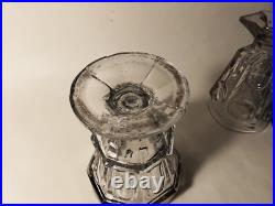 Anciens vases enverre moulé Charles 10 violette Anciens vases enverre moulé Charles 10 violette