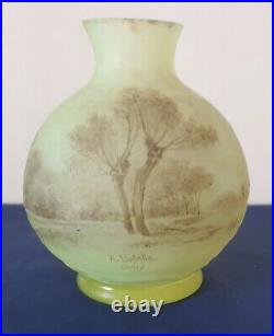 André Delatte, très joli vase en verre moucheté à décor de forêt, Art nouveau