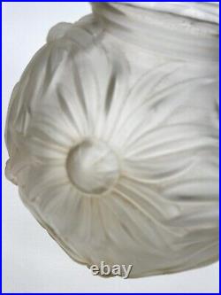 Art Deco ETLING, Vase Modèle Dahlia Verre Satiné