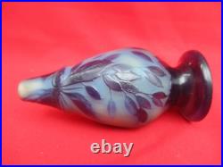 Authentique vase signé Gallé Décor floral dégagé à l'acide