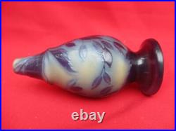 Authentique vase signé Gallé Décor floral dégagé à l'acide