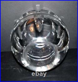 BACCARAT Vase en cristal signé taille profonde Art Déco DESIGN MODERNISTE