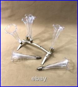 BACCARAT jardinière / bouquetière en bronze et cristal Cornets Fleurs Tulipier BACCARAT jardinière / bouquetière en bronze et cristal Cornets Fleurs Tulipier