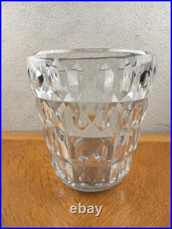 Baccarat grand vase taillé