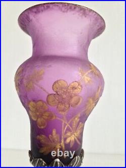 Beau Vase Cristal Taillé dégagé acide XIX-XXéme style Daum Montjoye