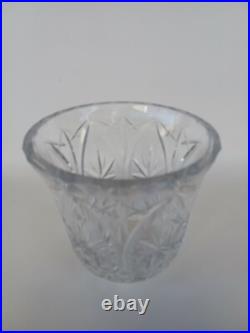 Beau Vase En Cristal De Saint Louis