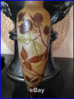 Beau Vase en pate de verre 1900 signé Gallé 20cm