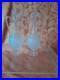 Belle-paire-de-burettes-d-eglise-carafe-cristal-taille-grave-19-e-st-louis-01-ld