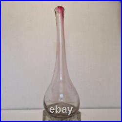 Biot J. C Novaro grand vase soliflore légèrement teinté de rose H. 39 cm