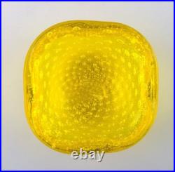 Bol en verre d'art de Murano jaune. Italy, 1960s/70s