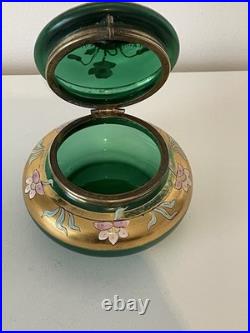 Bonbonnière émaillée décor art nouveau