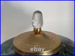 Bonbonnière en verre laqué aux tons verts signé Jean Noël Bouillet XXème