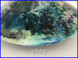 Bonbonnière en verre laqué aux tons verts signé Jean Noël Bouillet XXème