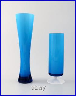 Collection de verre d'art suédois, 5 vases turquoise au design moderne Collection de verre d'art suédois, 5 vases turquoise au design moderne