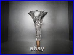 Cornet corne tulipe vase soliflore cristal mouler Baccarat diamant serpentine