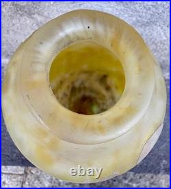 DAUM NANCY Vase de forme balustre 35 cm