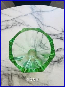 Daum Nancy Vase Art Déco en cristal teinté vert Vers 1930