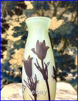 Daum Nancy Vase Bleue A Décor De Tulipes, Art Nouveau