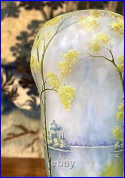 Daum Nancy Vase au Sous-bois Et Paysage lacustre. Pâte De Verre Art Nouveau