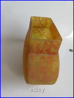 Daum nancyjoli vase ancien en pate de verre aux coloris jaune et orange. Parfait