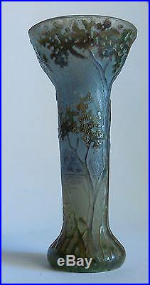Daum vase miniature, decor paysage floral, gravé à l'acide