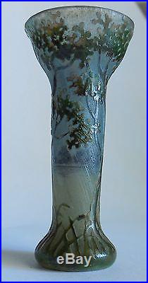 Daum vase miniature, decor paysage floral, gravé à l'acide