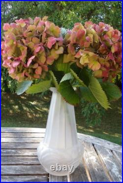 ESPAIVET VASE ART DÉCO EN VERRE SATINÉ 1920/1930 H 27 cm SIGNÉ ESPAIVET VASE ART DÉCO EN VERRE SATINÉ 1920/1930 H 27 cm SIGNÉ