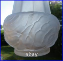 ESPAIVET VASE ART DÉCO EN VERRE SATINÉ 1920/1930 H 27 cm SIGNÉ ESPAIVET VASE ART DÉCO EN VERRE SATINÉ 1920/1930 H 27 cm SIGNÉ