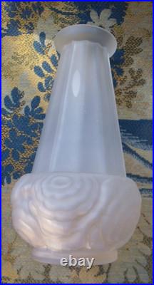 ESPAIVET VASE ART DÉCO EN VERRE SATINÉ 1920/1930 H 27 cm SIGNÉ ESPAIVET VASE ART DÉCO EN VERRE SATINÉ 1920/1930 H 27 cm SIGNÉ