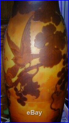 EXCEPTIONNEL, grand vase en pâte de verre signé Muller Frères Lunéville
