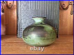 Élégant Vase Kistuer en Parfait État Pièce Rare et Collectionneur