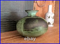 Élégant Vase Kistuer en Parfait État Pièce Rare et Collectionneur