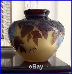 Emile Gallé pâte de verre vase ancien signé hauteur 19 cm