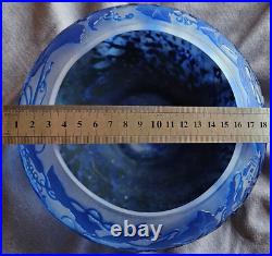 Emile Gallé Coupe en verre overlay doublé bleu moucheté Liseron Volubilis